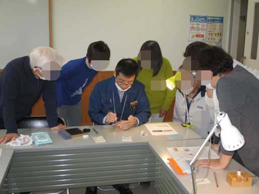 金沢市中央公民館彦三館の出前はんこ講座です。